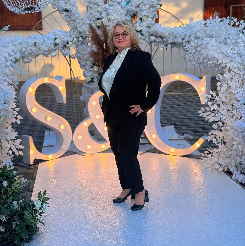 Ciuclea Nicoleta — Șef sală Arta Ballroom Timișoara
